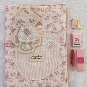 PROTÈGE CARNET DE SANTÉ CAMOMILLE